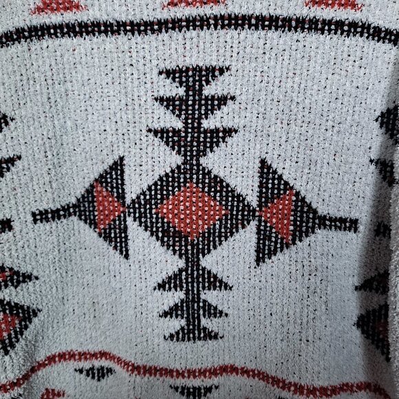 Melrose and Market Southwest Aztec Print Cozy Pullover Sweater Medium - Picture 4 of 6